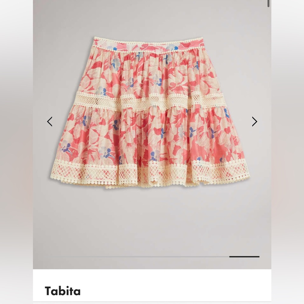 Beautiful Ted Baker skirt XS